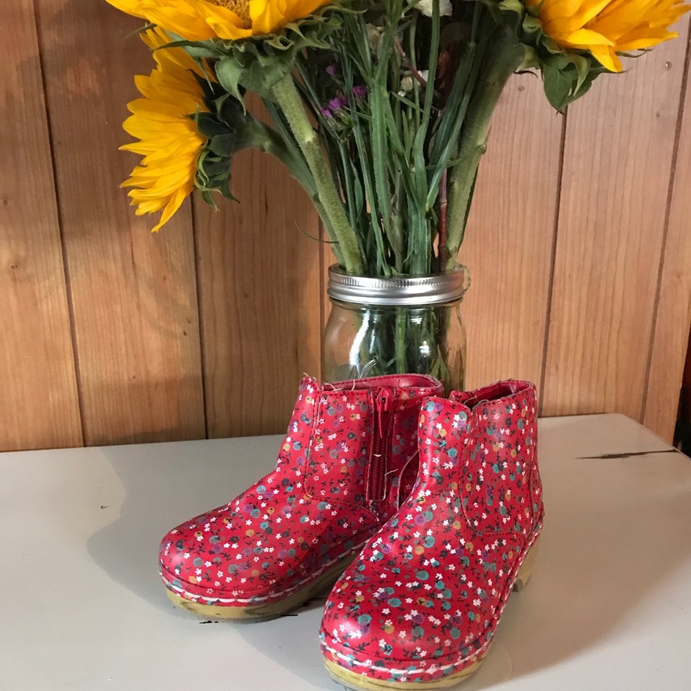 Red Clog Boots